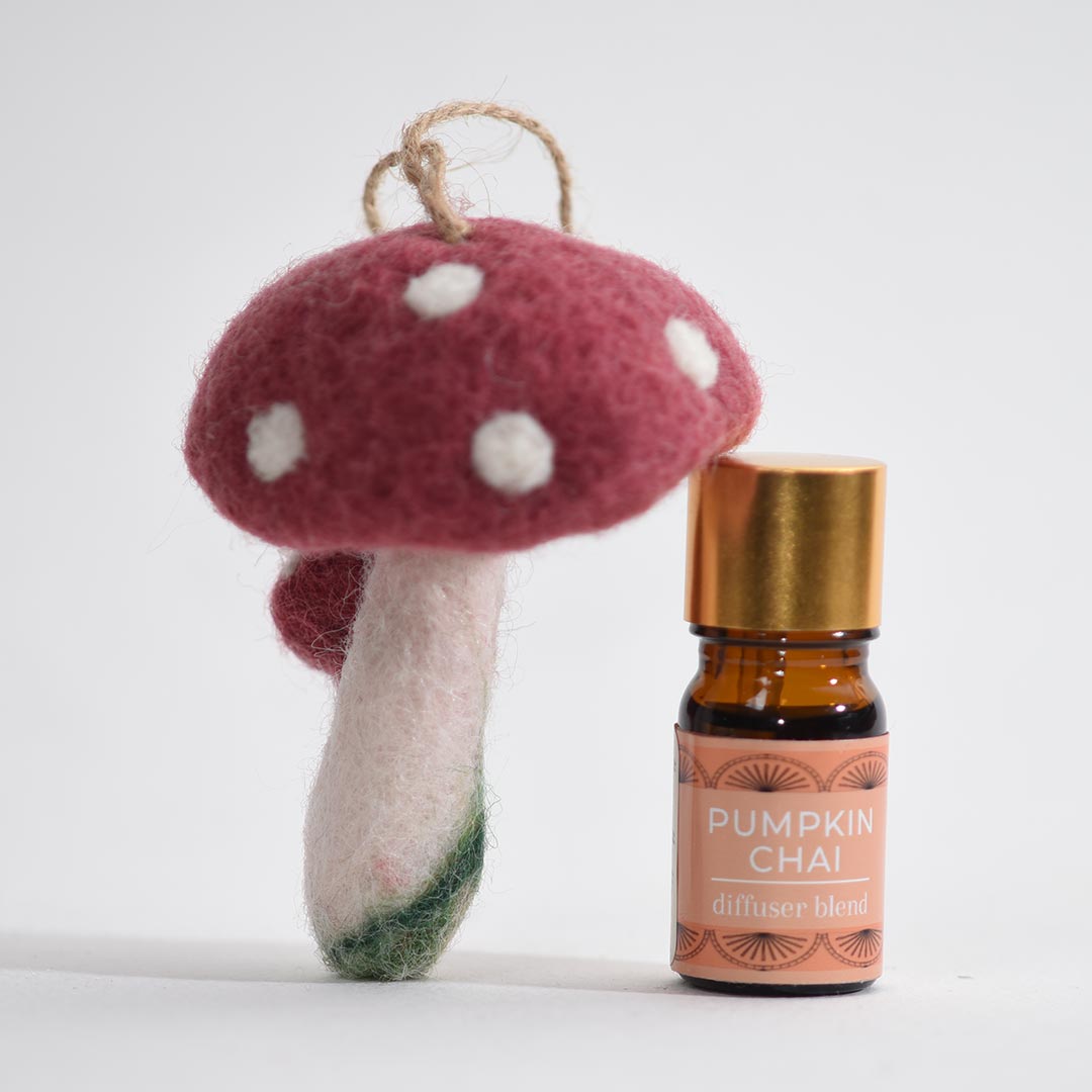 Pumpkin Chai Diffuser Blend with Mushroom Felt Ornament