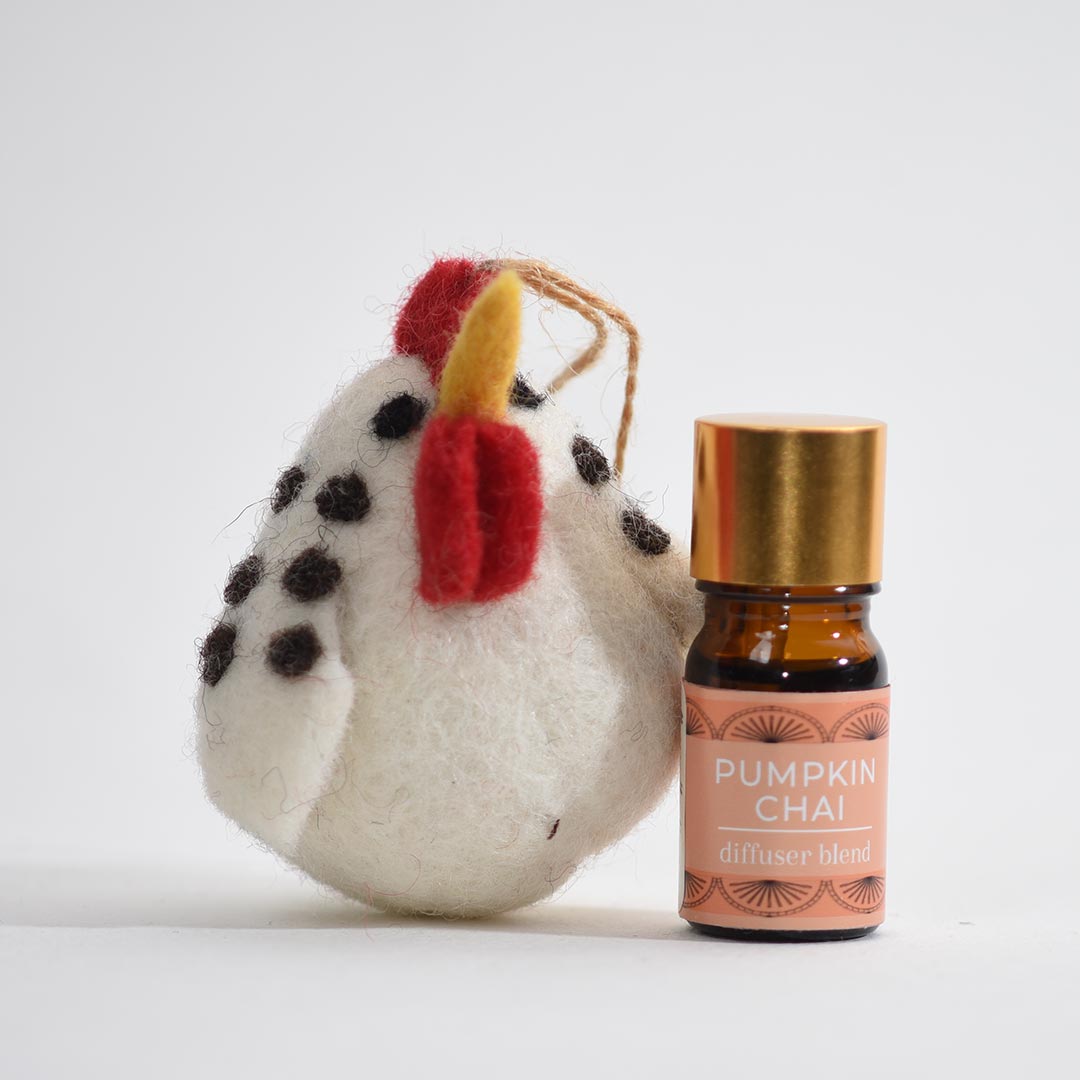 Pumpkin Chai Diffuser Blend with Chicken Felt Ornament